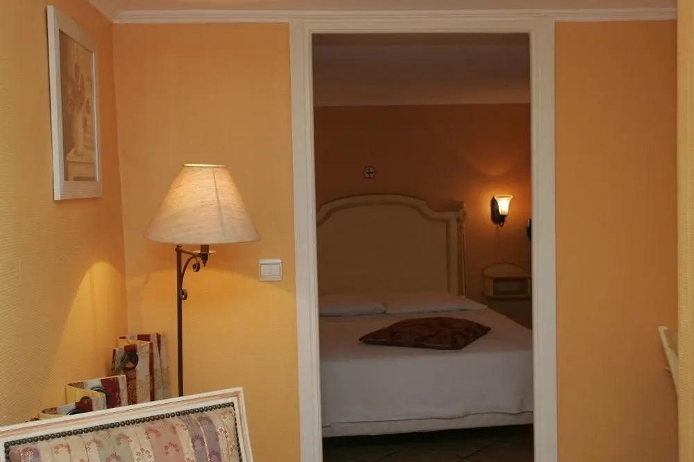 La Petite Sirene Hotel Nice France