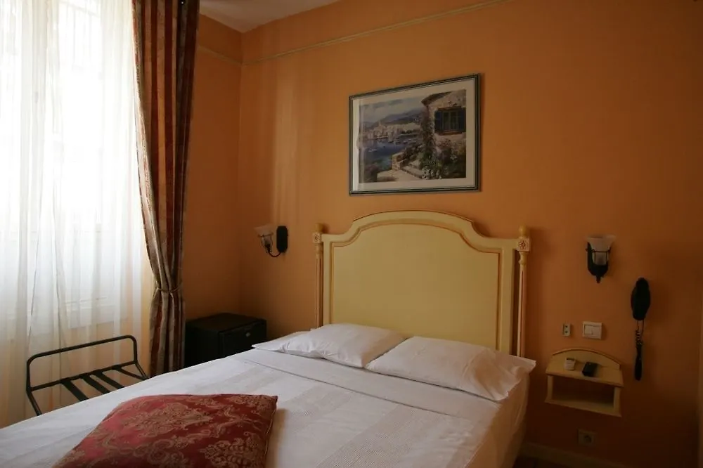 La Petite Sirene Hotel Nice