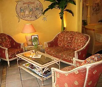 La Petite Sirene Hotel Nice 3*,